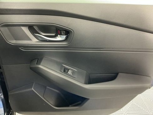 Certified 2025 Honda Accord EX-L image 11