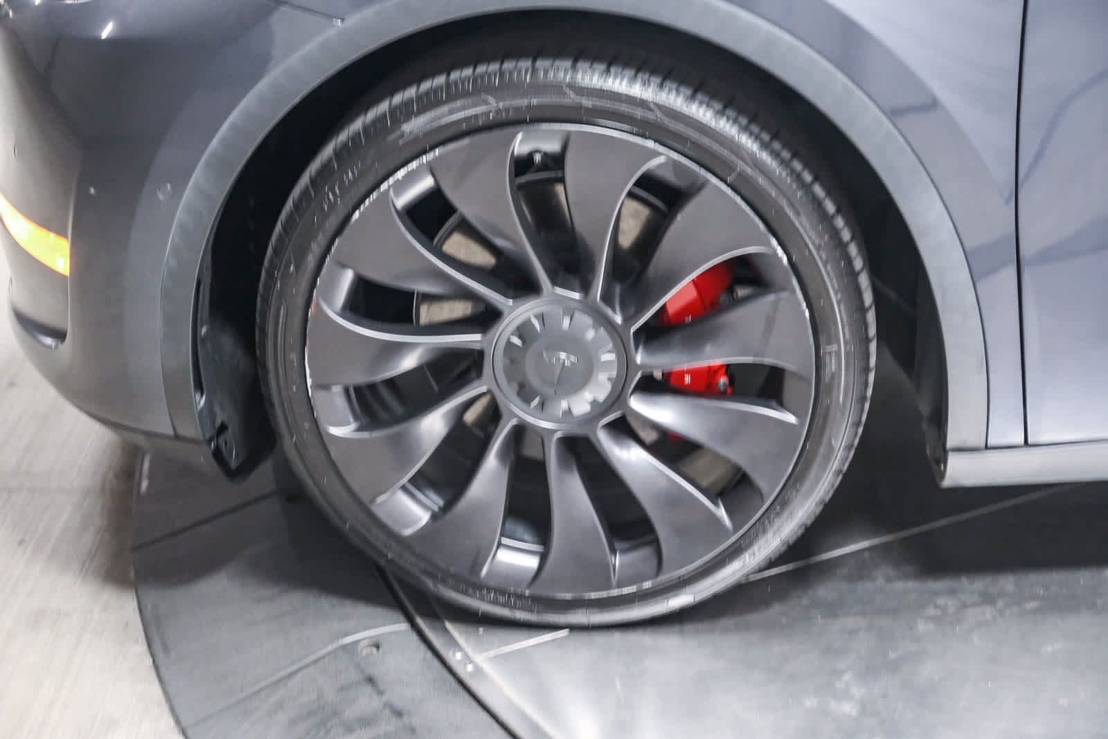 Used 2022 Tesla Model Y Performance AWD/4WD image 10