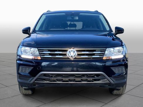 Used 2021 Volkswagen Tiguan SE image 3