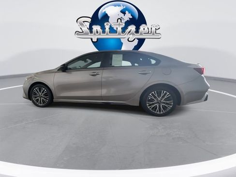 Certified 2024 Kia Forte GT-Line image 6