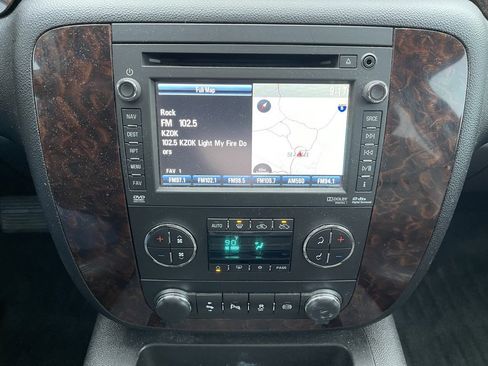 Used 2014 GMC Sierra 3500 Denali w/ Suspension Package, Off-Road image 10