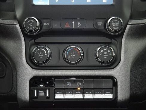 Used 2024 RAM 5500 Tradesman w/ Chrome Appearance Group image 23