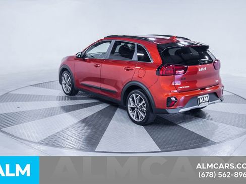 Used 2022 Kia Niro Touring Special Edition image 8