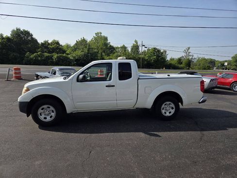 Used 2015 Nissan Frontier S RWD image 4