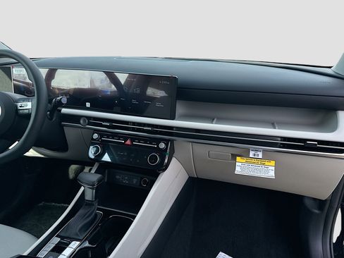 New 2026 Hyundai Tucson SEL FWD image 22