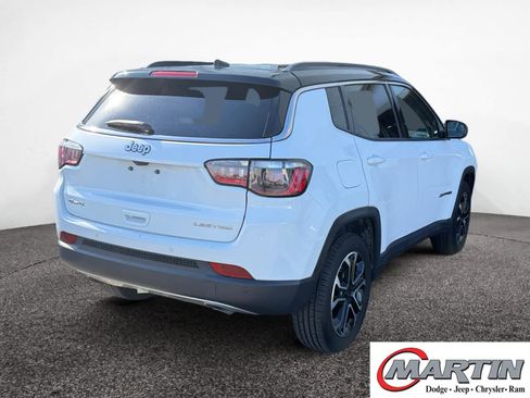 Used 2023 Jeep Compass Limited AWD/4WD image 5