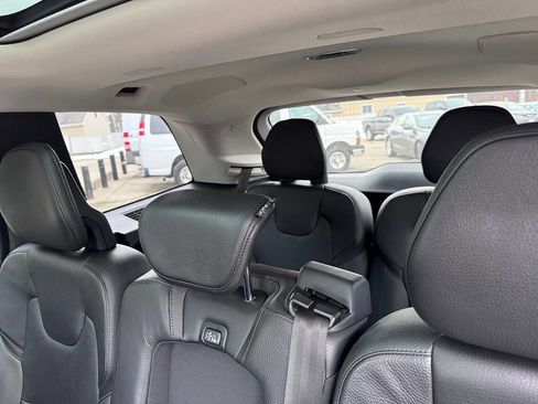 Used 2019 Volvo XC90 T6 Momentum image 20