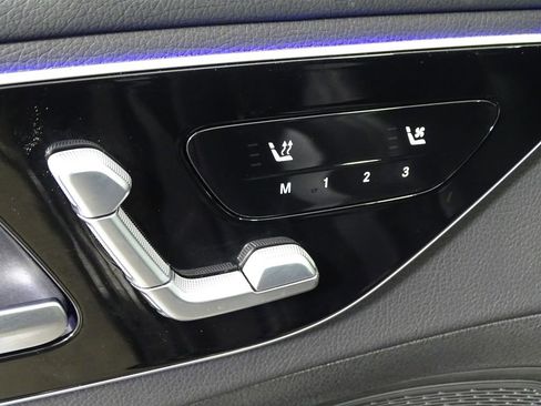 Used 2024 Mercedes-Benz C 300 C 300 image 18