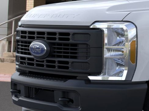 New 2026 Ford F250 XL RWD image 18