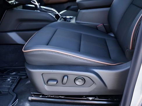 New 2026 GMC Canyon AT4 AWD/4WD image 20