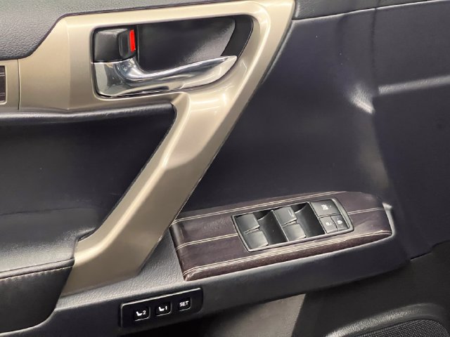 Used 2020 Lexus GX 460 Premium w/ Premium Package AWD/4WD image 10