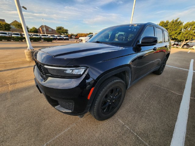 Used 2024 Jeep Grand Cherokee L Laredo AWD/4WD image 3