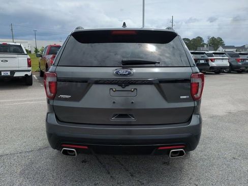 Used 2017 Ford Explorer Sport w/ Equipment Group 401A AWD/4WD image 5