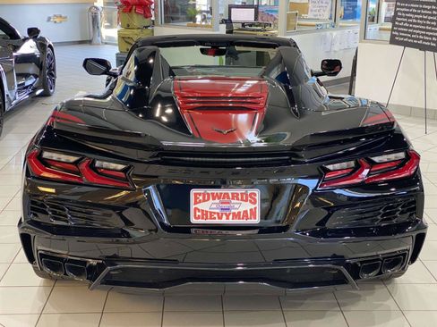 New 2027 Chevrolet Corvette Grand Sport w/ Z52 Sport Performance Package RWD image 19