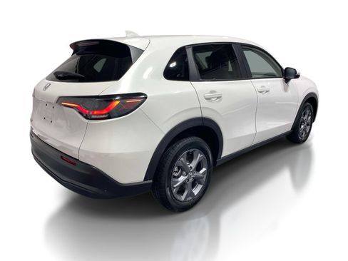 New 2027 Honda HR-V LX image 4