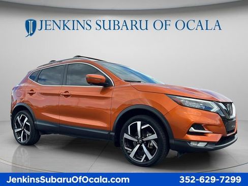Used 2021 Nissan Rogue Sport SL w/ Premium Package FWD image 1