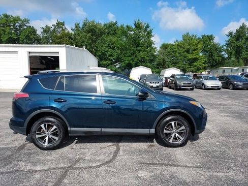 Used 2017 Toyota RAV4 XLE w/ Plus Special Value Package AWD/4WD image 2