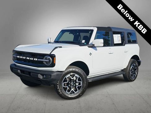 Used 2023 Ford Bronco Outer Banks AWD/4WD image 1