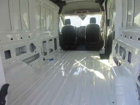 New 2026 Ford Transit 250 148 Medium Roof image 6