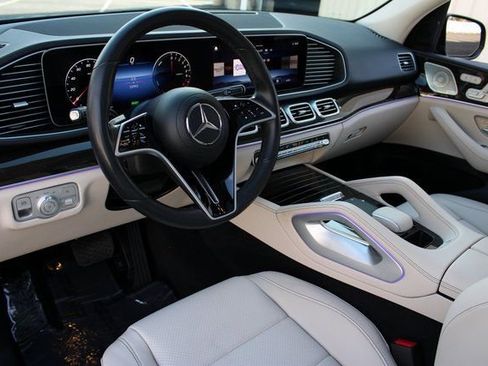 Used 2024 Mercedes-Benz GLE 450e 4MATIC image 8