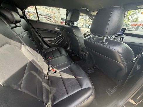 Used 2020 Mercedes-Benz GLA 250 image 24