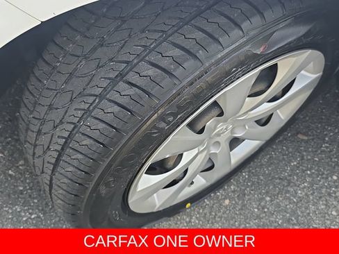 Used 2022 Toyota Corolla LE FWD image 29