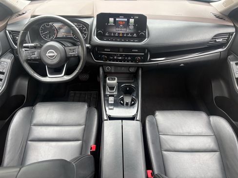 Used 2023 Nissan Rogue SL w/ SL Premium Package FWD image 2