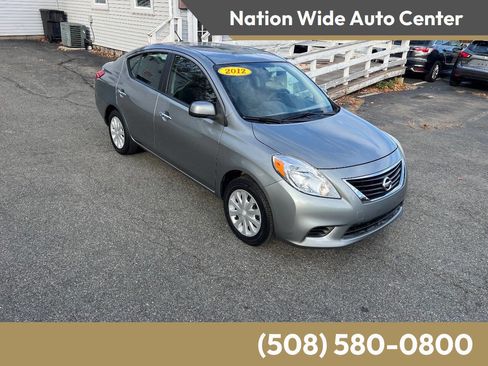 Used 2012 Nissan Versa SV w/ Convenience Pkg image 1