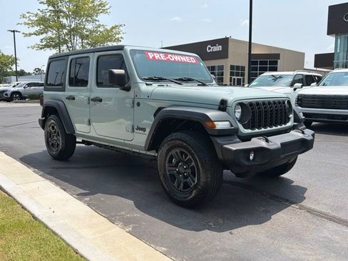 Used 2024 Jeep Wrangler Unlimited Sport AWD/4WD image 2