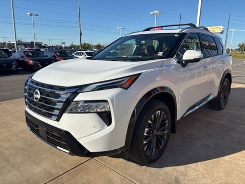 New 2026 Nissan Rogue Platinum w/ Platinum Premium Package image 4