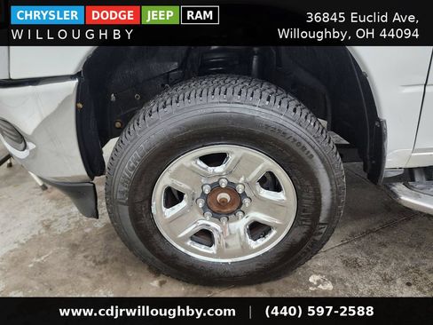 Used 2022 RAM 2500 Big Horn AWD/4WD image 37