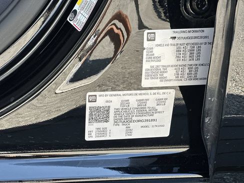 Certified 2024 GMC Sierra 1500 Denali w/ Denali Reserve Package AWD/4WD image 34