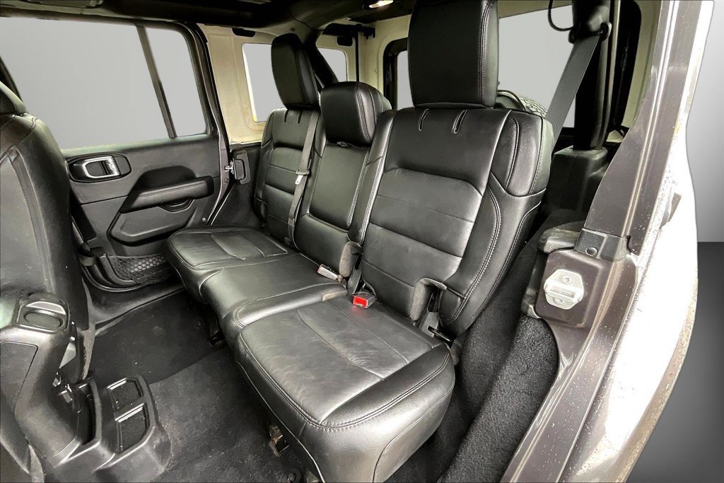 Used 2021 Jeep Wrangler Unlimited Sahara AWD/4WD image 21