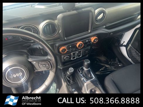 Used 2022 Jeep Gladiator Sport image 29