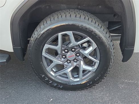 Certified 2023 GMC Sierra 1500 SLT w/ SLT Premium Package image 7