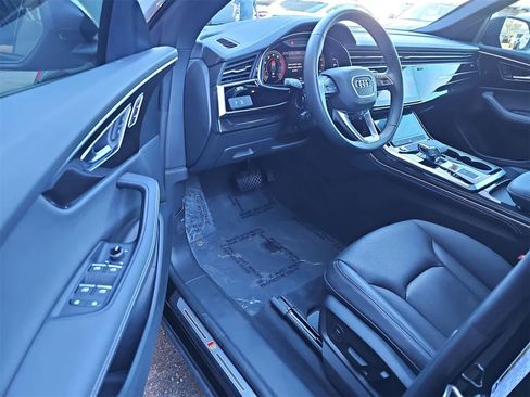 Used 2025 Audi Q8 Premium Plus image 10