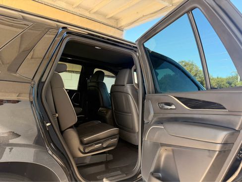 Used 2024 Cadillac Escalade Sport AWD/4WD image 6
