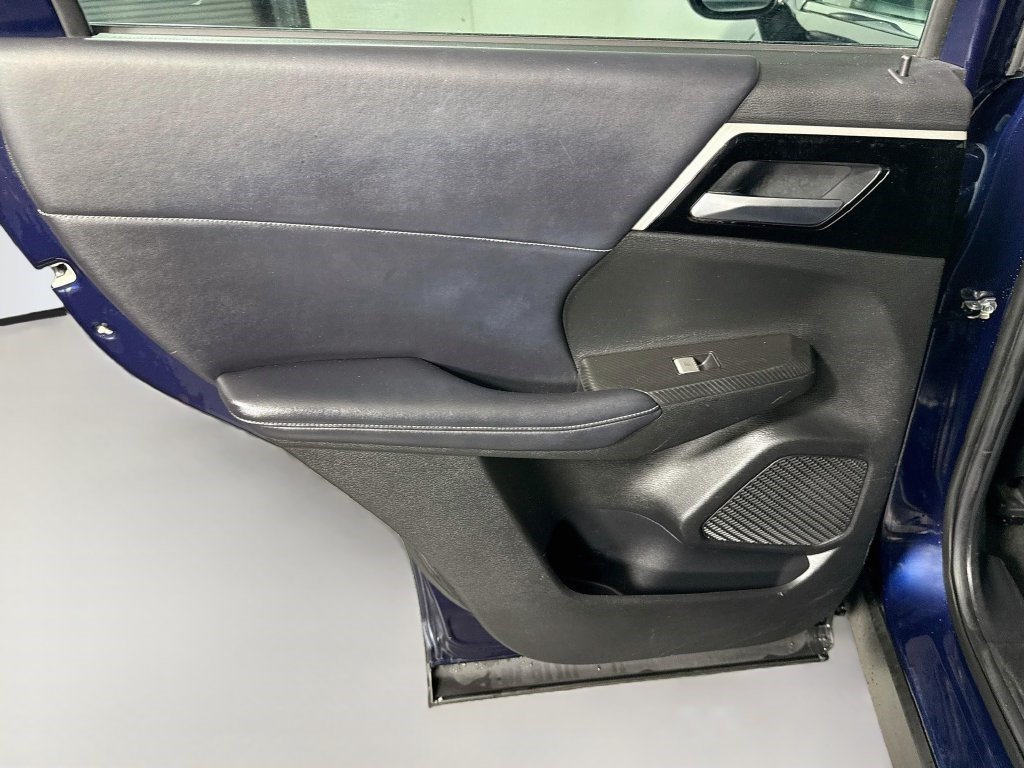 Used 2023 Mitsubishi Outlander SE FWD image 25