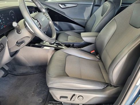 Used 2023 Kia Niro Wind FWD image 17