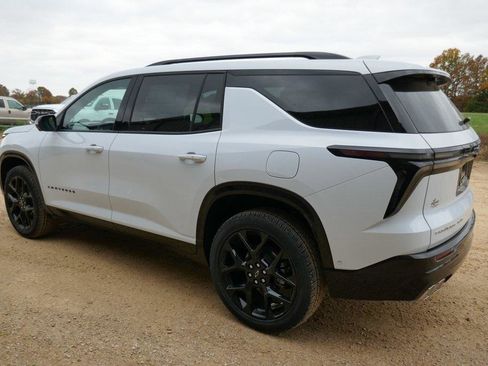 New 2026 Chevrolet Traverse RS image 6