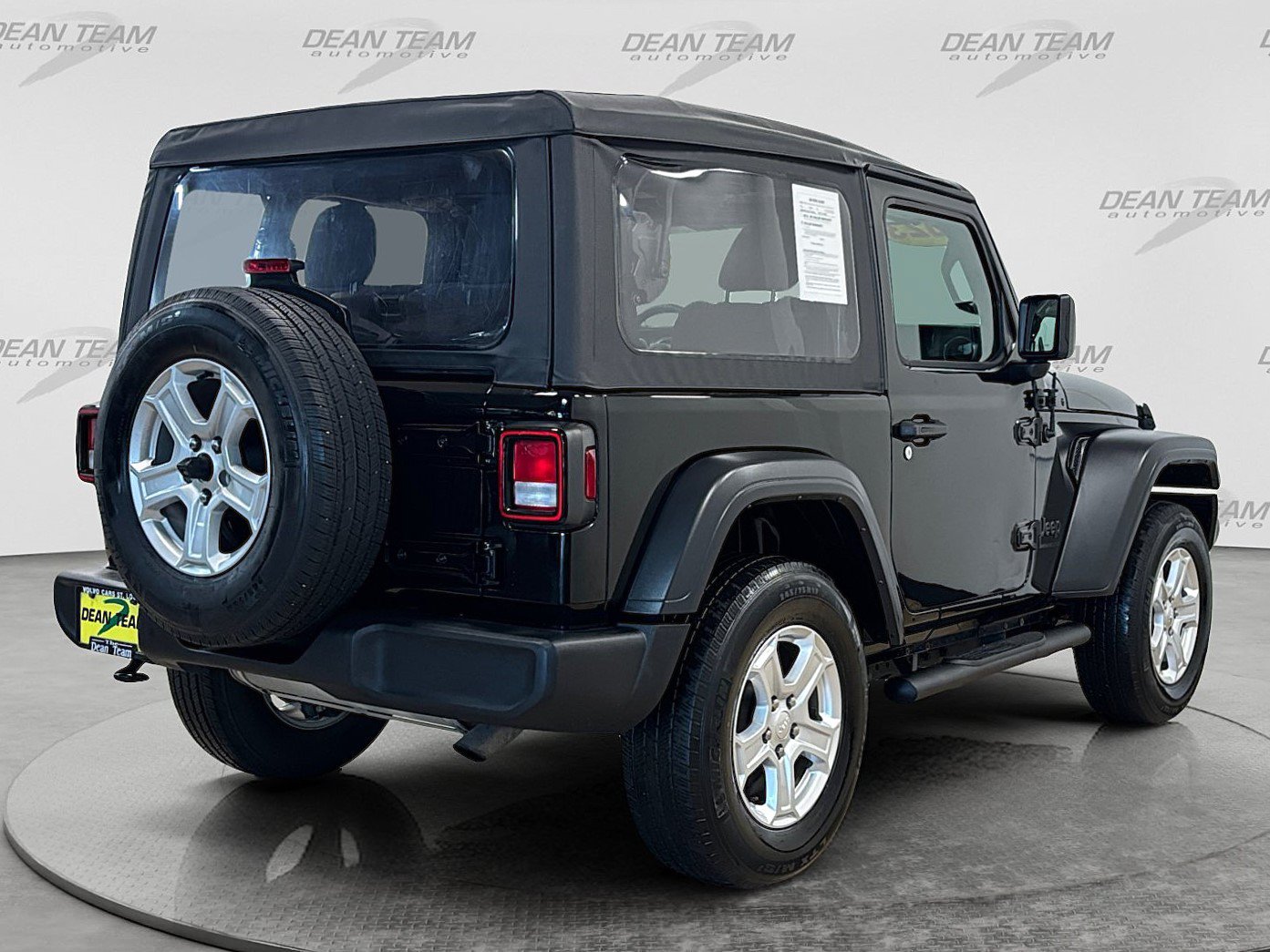 Used 2023 Jeep Wrangler Sport AWD/4WD image 4