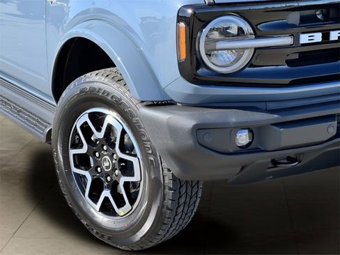 New 2025 Ford Bronco Outer Banks image 44