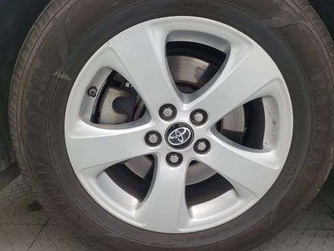 Used 2018 Toyota Sienna LE FWD image 31