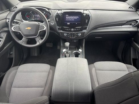 Certified 2023 Chevrolet Traverse LT image 12