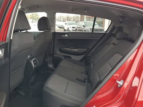 Certified 2022 Kia Sportage LX image 11