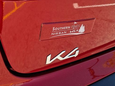 Certified 2025 Kia K4 EX image 32