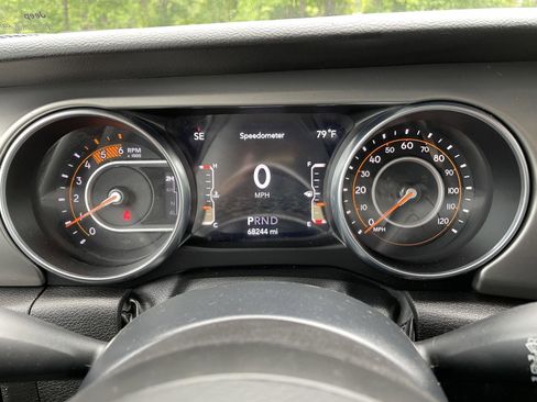 Used 2022 Jeep Wrangler Unlimited Sport w/ Sun And Sound Package AWD/4WD image 18