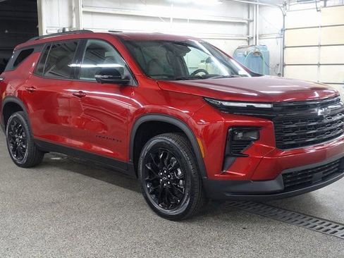New 2026 Chevrolet Traverse LT w/ Midnight/Sport Edition FWD image 1