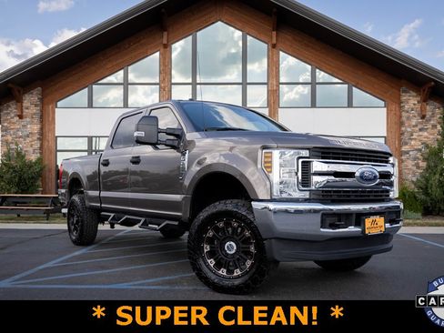 Used 2018 Ford F250 XLT image 1