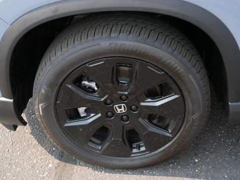 Certified 2026 Honda Pilot Black Edition image 15